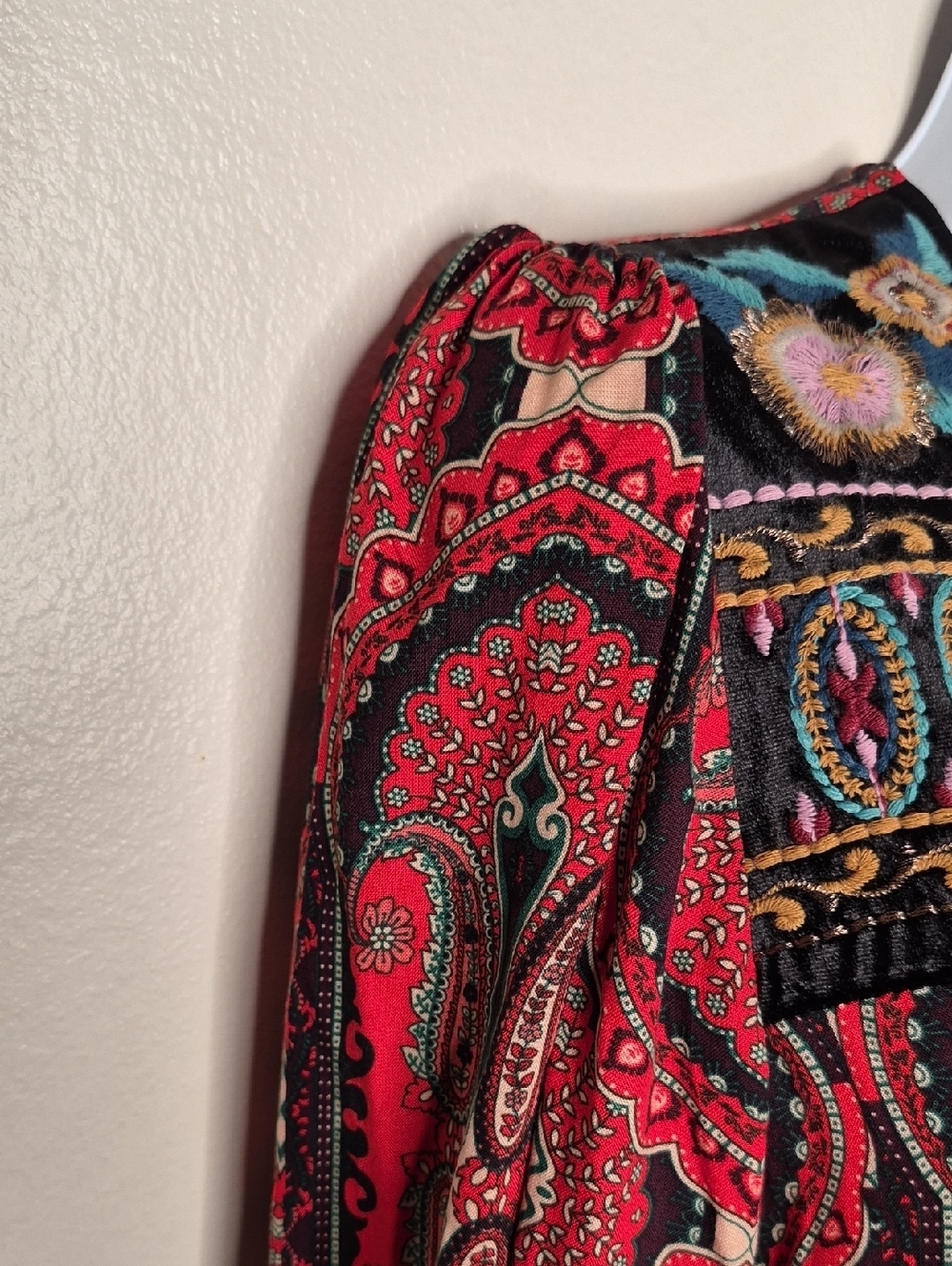 Zara Red Paisley Mini Dress with Black Accents - Picture 5 of 11